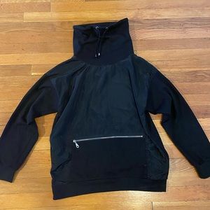 Black turtleneck sweatshirt soft pocket zip L workout top drawstring Forever 21